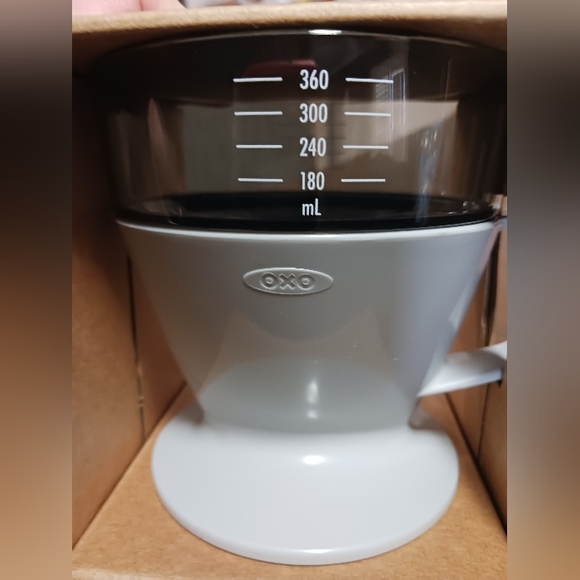 Starbucks pour over coffee maker -oxo - Picture 2 of 3